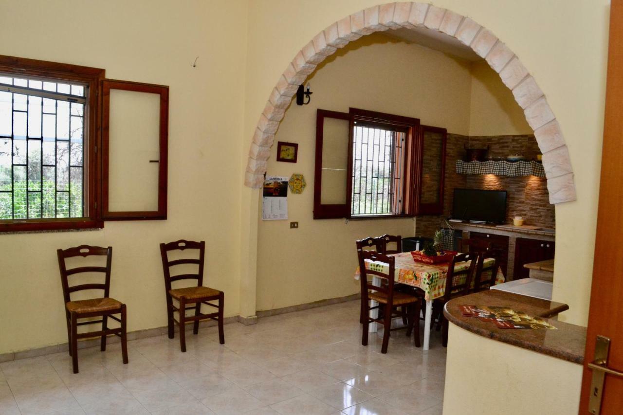Villa Rosa - Ai Piedi Dell'Etna Бруколі Екстер'єр фото