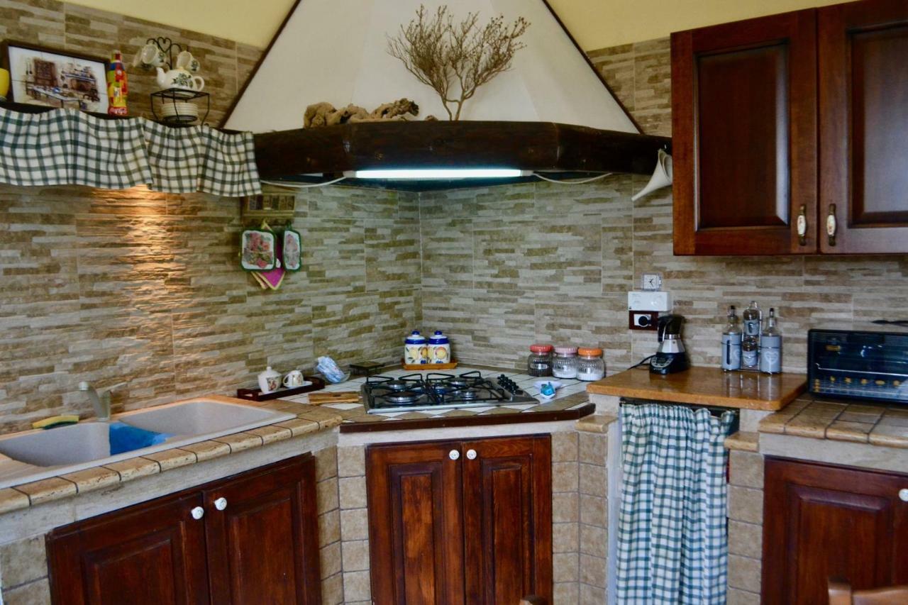 Villa Rosa - Ai Piedi Dell'Etna Бруколі Екстер'єр фото
